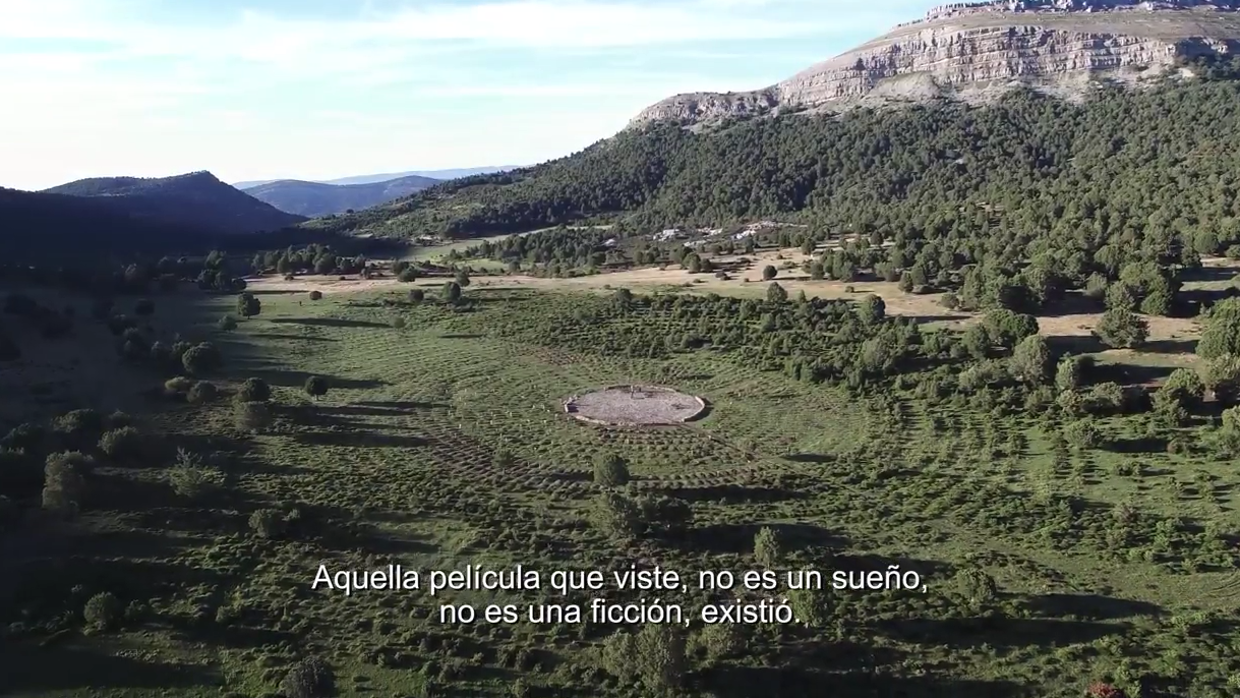 Una de las imágenes de «Sad Hill Unearthed» donde se muestra la localización de la escena final de «El bueno, el feo y el malo»