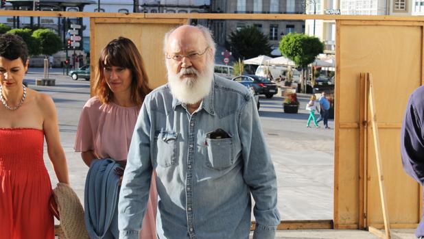 José Luis Cuerda recibe el alta tras el fuerte golpe en cabeza que lo mandó al hospital