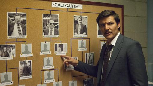 Pedro Pascal es el agente de la DEA Javier Peña