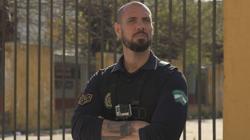 La dura realidad de los profesionales que dedican su vida a salvar la de los demás