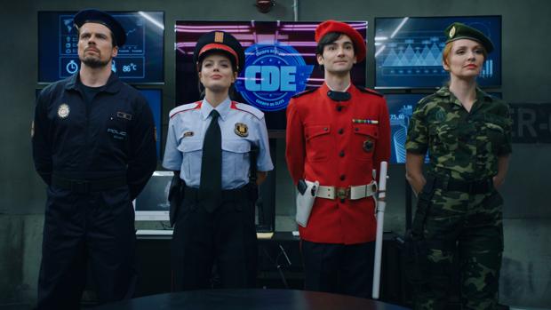 Regionalismos, tópicos y humor: «Cuerpo de élite» tiene que salvar al sobrino del Rey