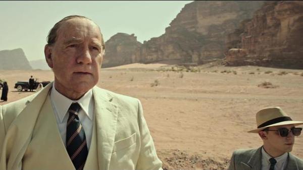Kevin Spacey en un fotograma del tráiler de «Todo el dinero del mundo» antes de hacerse público su escándalo sexual