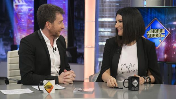 La extraña proposición de Laura Pausini a Pablo Motos