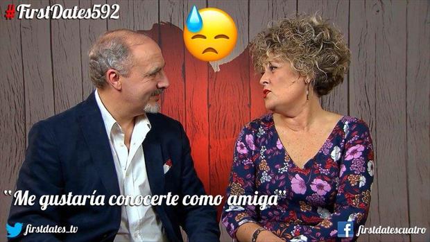 Una comensal abronca a su pareja por rechazarla: «No quiero quedar mal en mi pueblo»