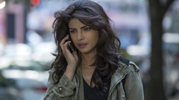 El racista descarte a la estrella india Priyanka Chopra: «Querían a alguien que no tuviera la piel marrón»