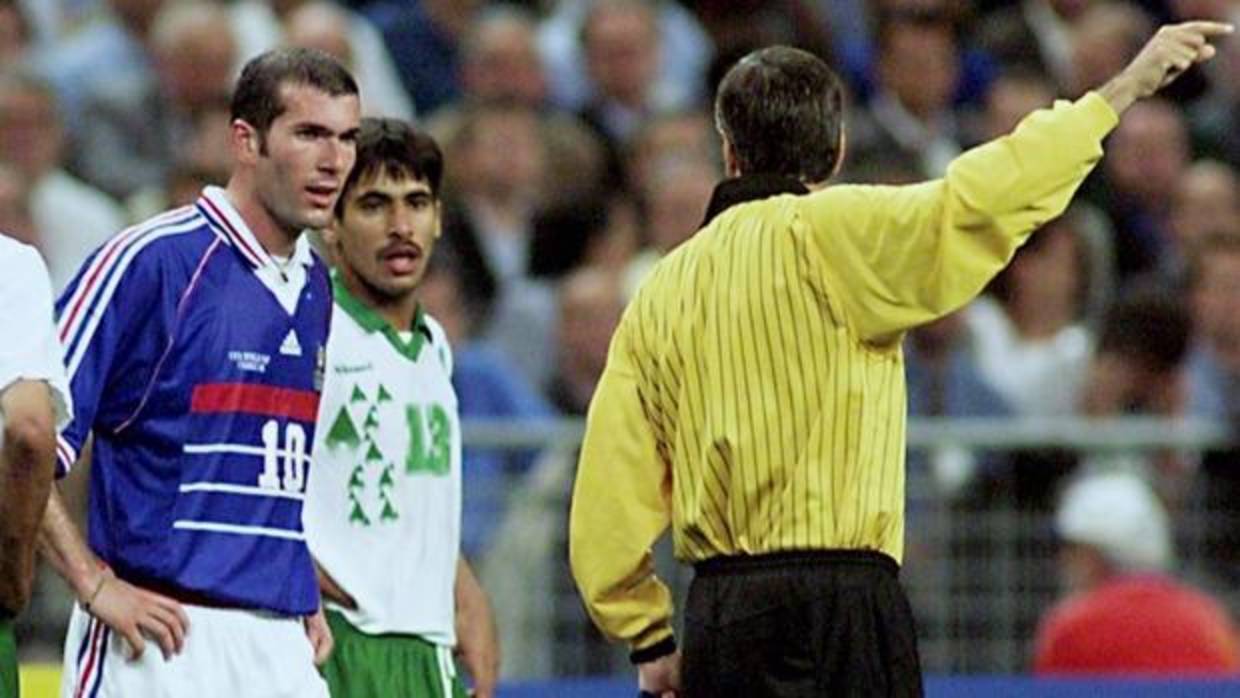 Zidane. con la camiseta de Francia, en un partido de selecciones de los que srecordará Canal Historia