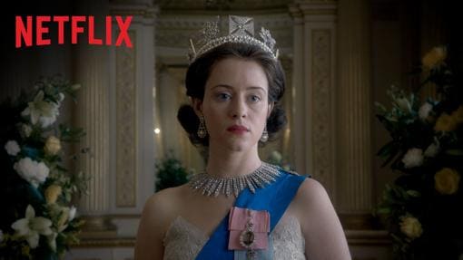 Claire Foy como la Reina Isabel II de Inglaterra en «The crown»