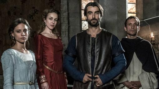 El elenco de «La catedral del mar»