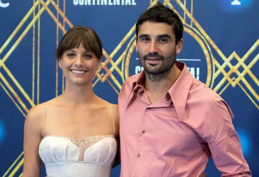 ichelle Genner y Alex García, actores de «El continental»