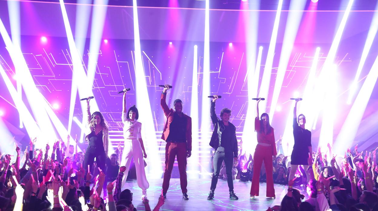 Los finalistas de «OT 2018», junto a Miki, en la pasada Gala 12