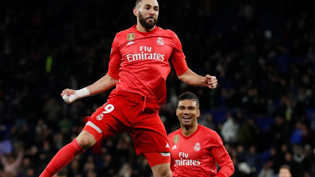Karim Benzema celebra un gol en la victoria del Real Madrid frente al Español