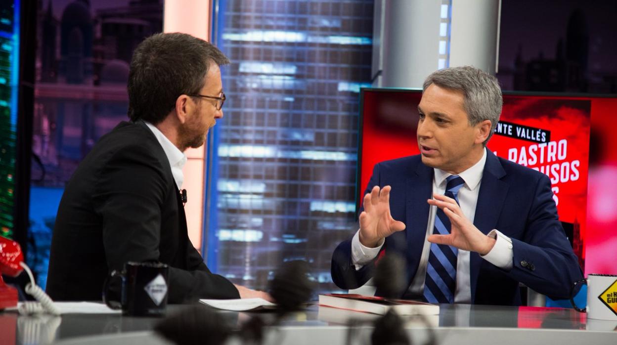 Vicente Vallés y Pablo Motos, en «El hormiguero»