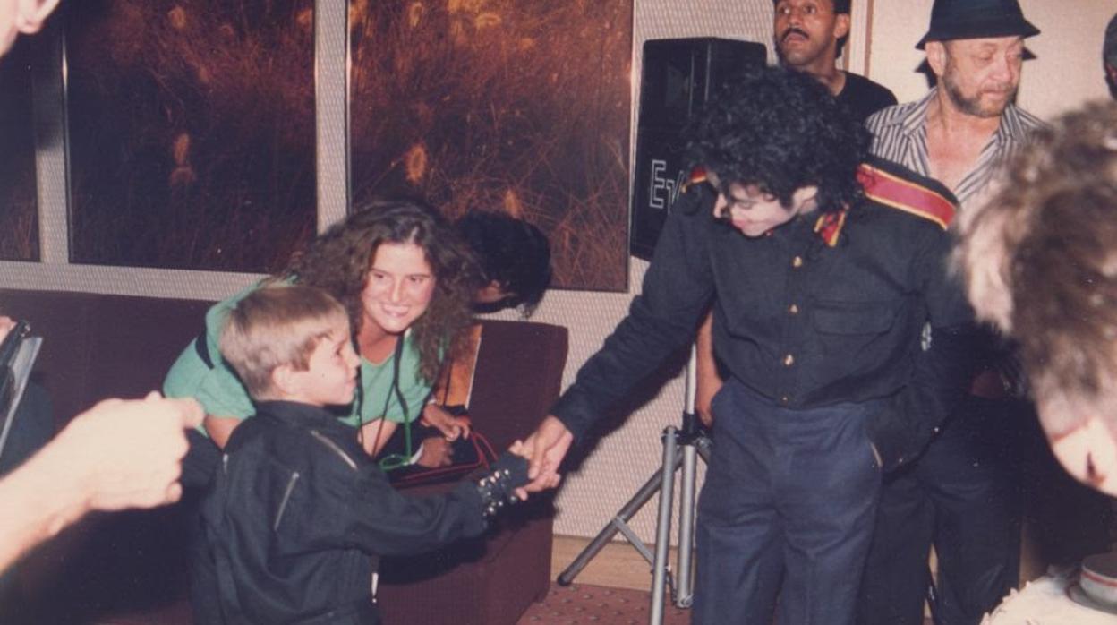 Michael Jackson, con uno de los jóvenes que le han denunciado por abuso sexual