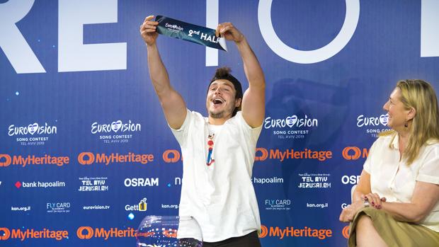 Miki termina entre lágrimas su segundo ensayo en Eurovisión y ya conoce cuándo actuará