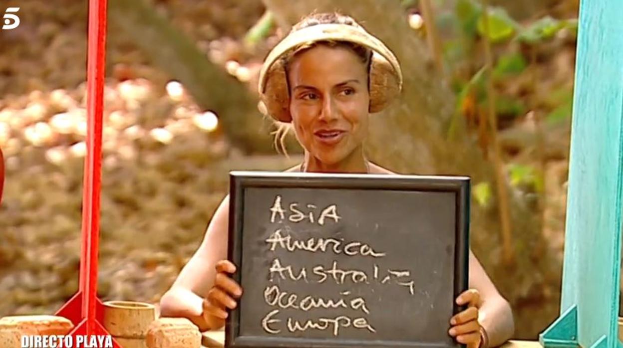 Mónica Hoyos pensaba que Australia era un continente