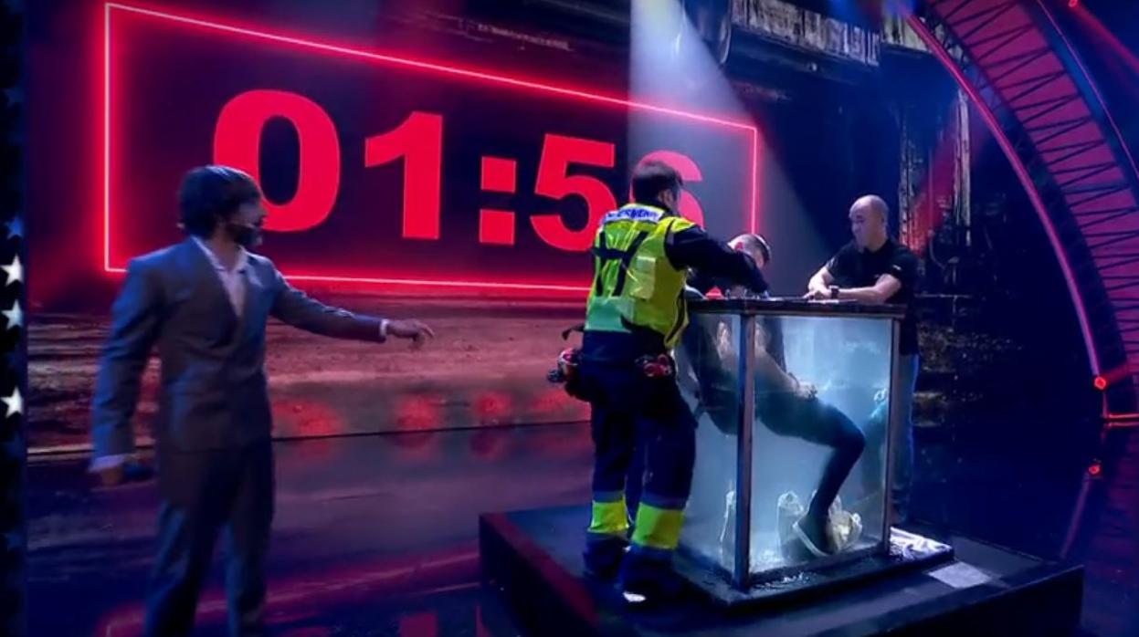 Momento en el que el personal sanitario tuvo que intervenir para atender a Pedro Volta