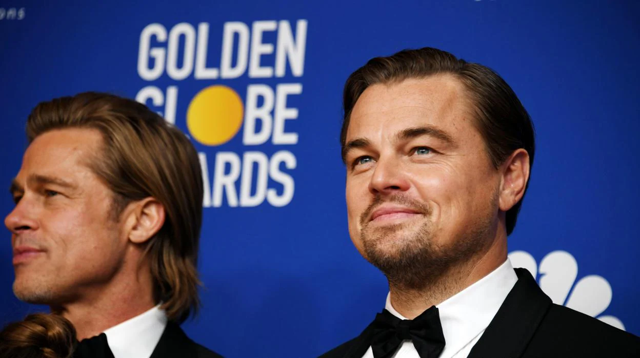 Brad Pitt y Leonardo DiCaprio en la sala de prensa de los Globos de oro 2020