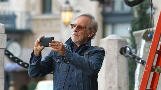 Steven Spielberg irrumpe en los móviles de los milenials