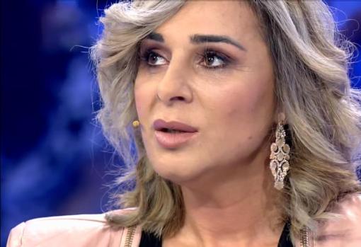 La mujer de Ortega Cano, durante la entrevista