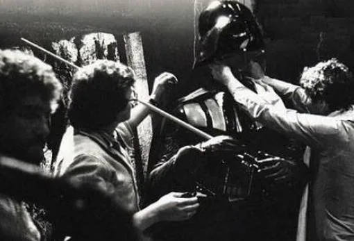 El lado oscuro de George Lucas: las humillaciones que sufrió el verdadero Darth Vader