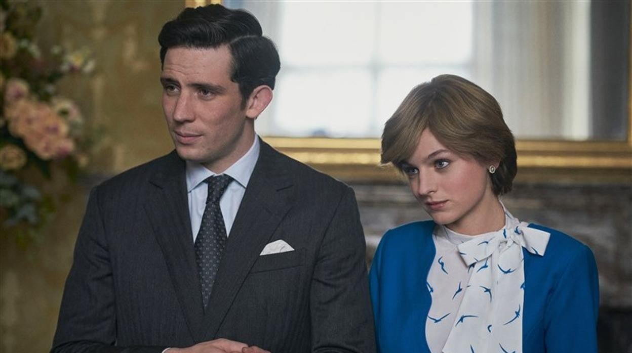 Josh O'Connor y Emma Corrin, en la cuarta temporada de «The Crown»