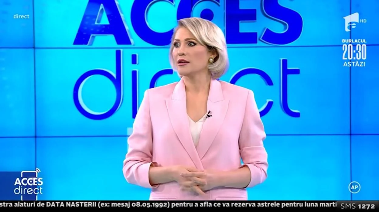 Una presentadora de televisión recibe en directo una pedrada de una mujer  desnuda