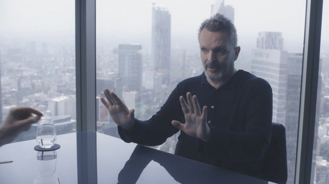 Miguel Bosé, durante su entrevista con Évole