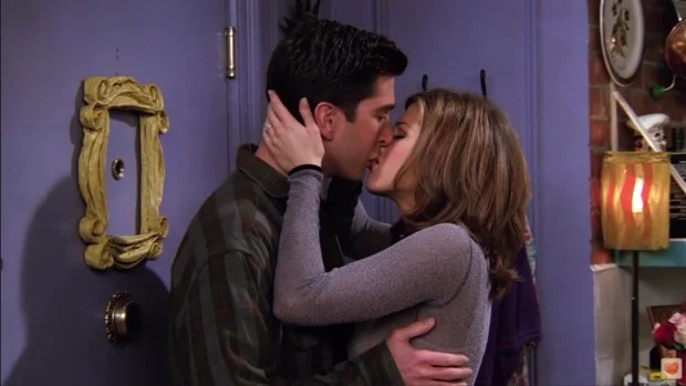 ¿Es el beso entre Rachel y Ross en 'Friends' el mejor de la historia?