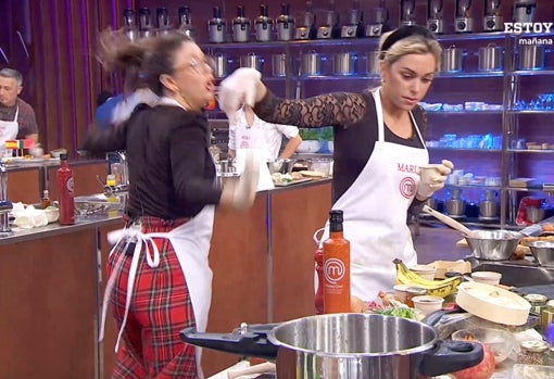 El manotazo de María a Ofelia