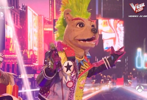 'Perro', durante su actuación