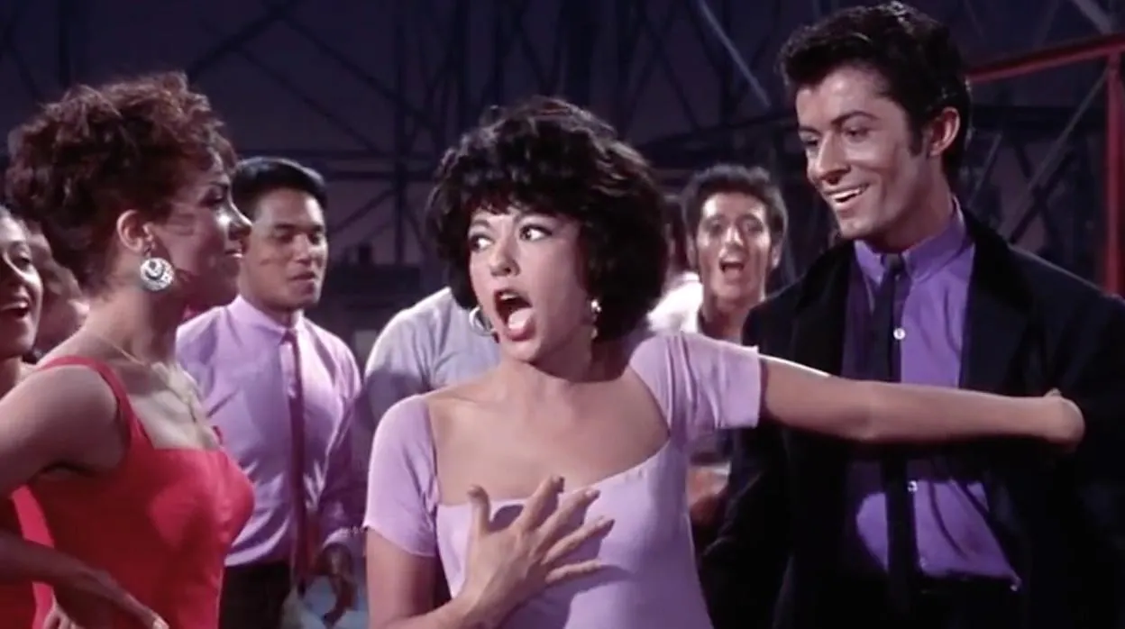 Rita Moreno es Anita en 'West Side Story' (1961)