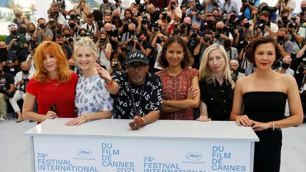 Cannes se rinde a las mujeres tras 73 años esquinando a las cineastas