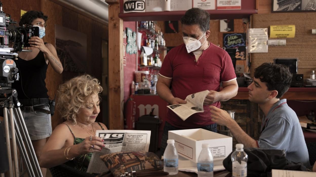 Secun de la Rosa junto a Carmen Machi y Álex Monner en el ordaje de 'El Cover'