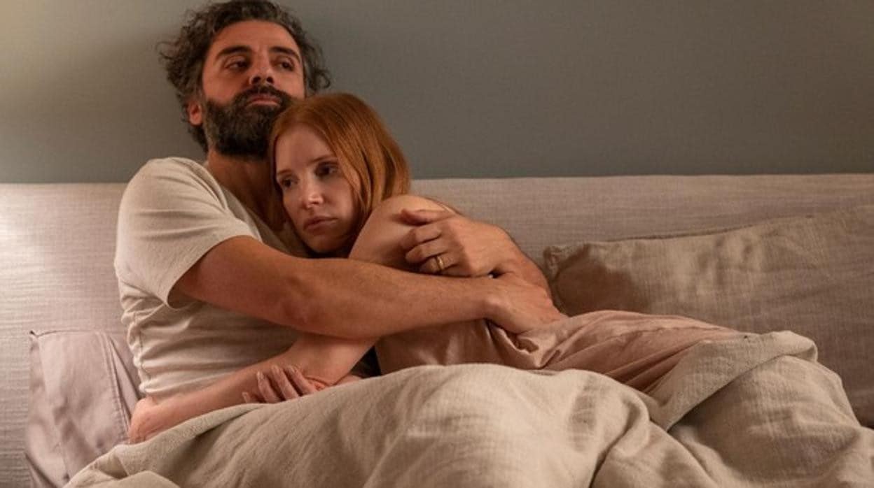 Oscar Isaac y Jessica Chastain en 'Secretos de un matrimonio'