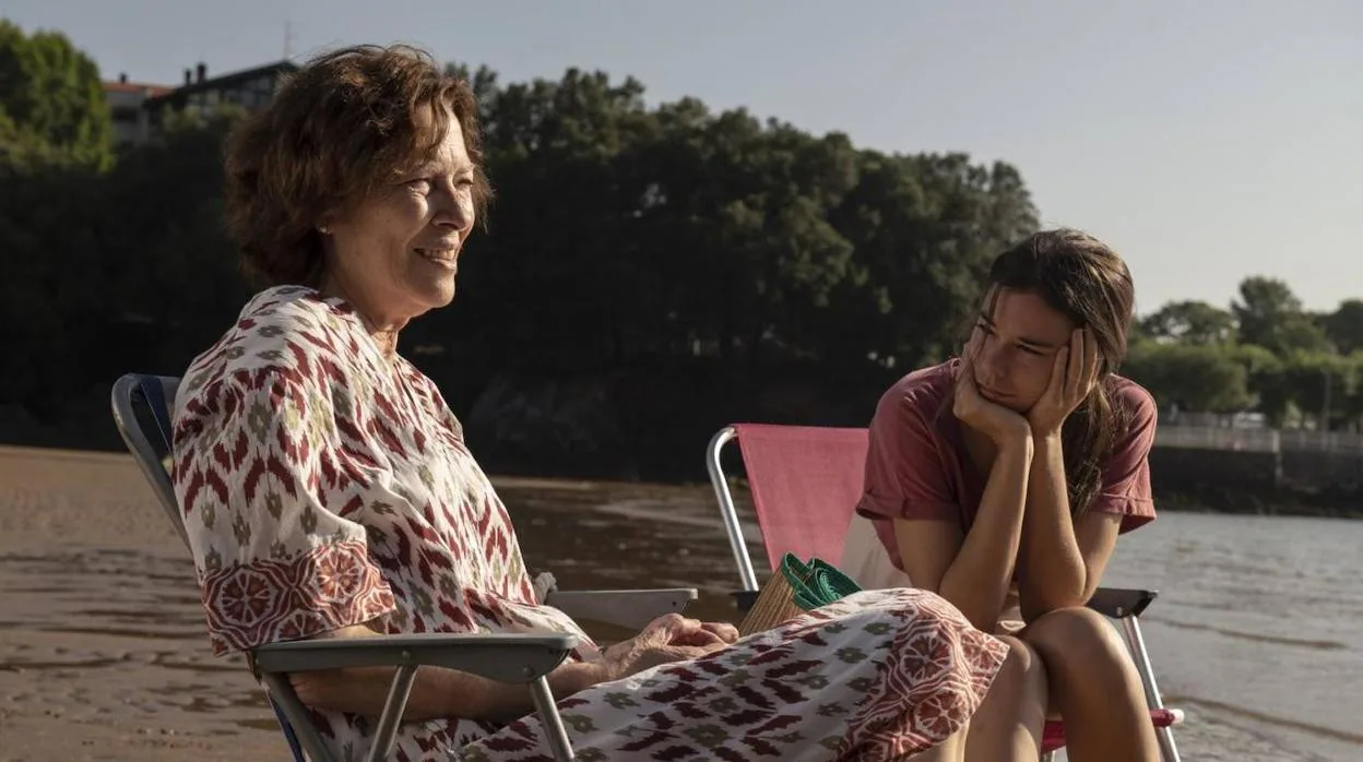 Susi Sánchez y Laia Costa son madre e hija en 'Cinco lobitos', la primera película de Alauda Ruiz de Azúa