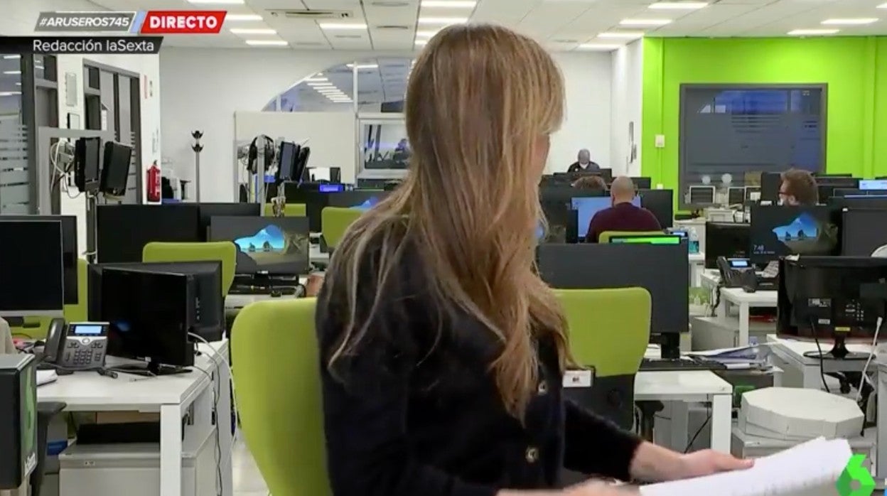 Paula del Fraile, desde la redacción de 'La Sexta', conecta con 'Aruseros'.
