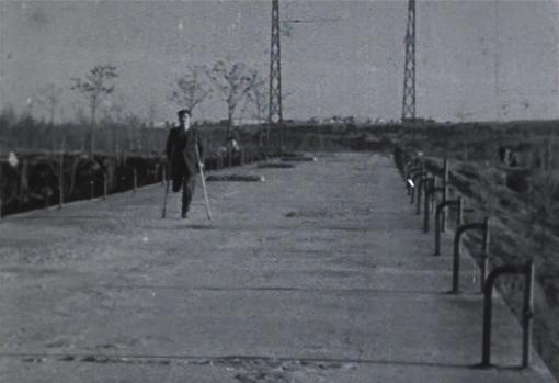 Agustín Lamas en ‘Paseo por una guerra antigua’, en un extracto inédito de la película que Bardem y Berlanga rodaron en 1949