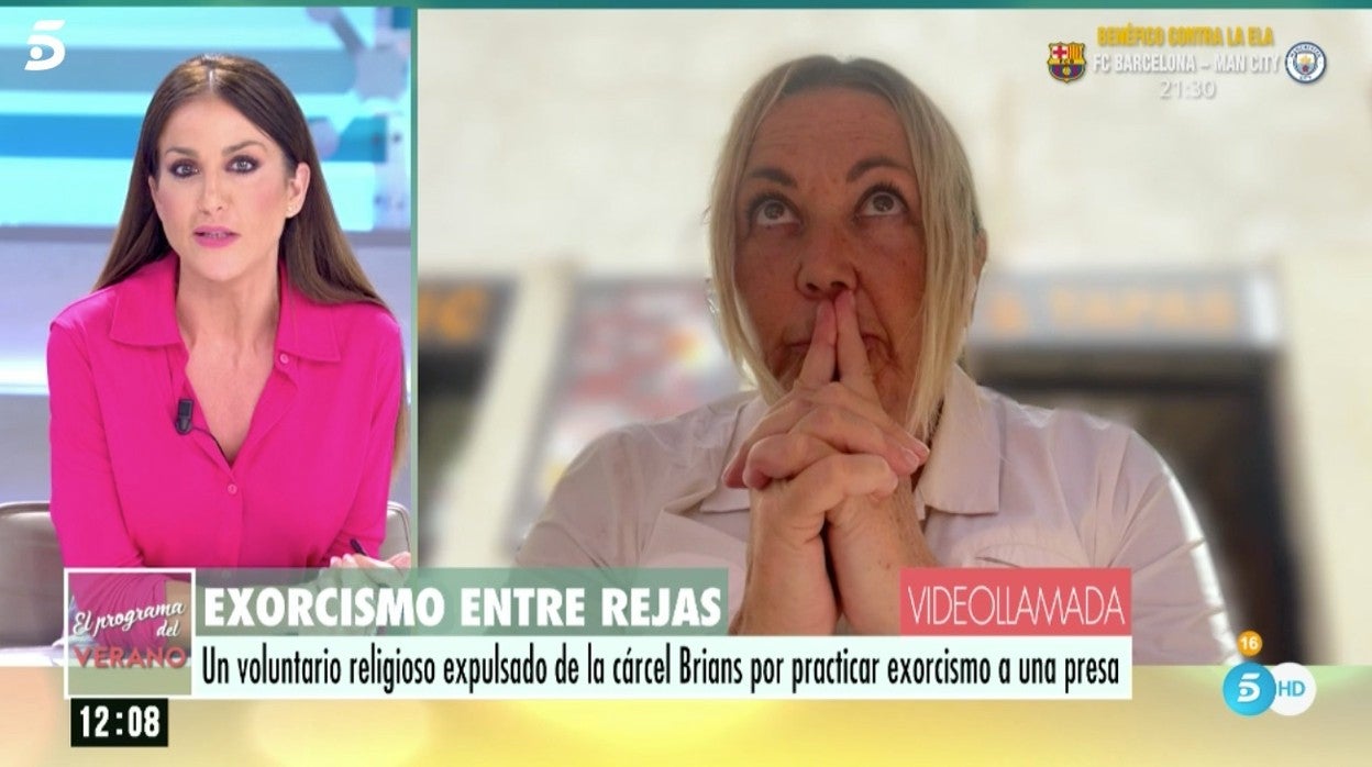 Beatriz Archidona, de 'El programa de verano', trata de conectar con Mayca Navarro