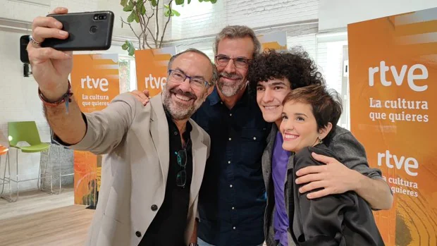 TVE celebra «la fiesta de la cultura» con un triple estreno insólito
