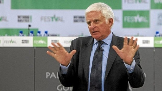 Pier Silvio Berlusconi da las gracias a Paolo Vasile por «guiar con mano segura» Mediaset España