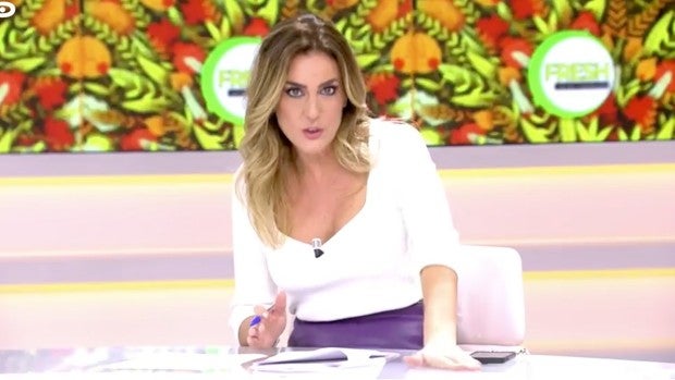 Verónica Dulanto se 'atraganta' con el  Informativo  y comete el mismo error dos días seguidos