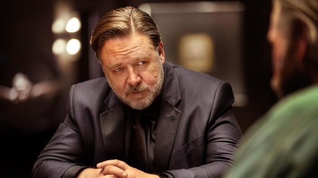 Crítica de 'Poker Face': El juego morboso de Russell Crowe