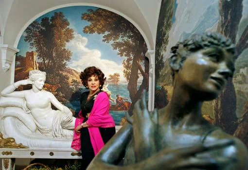 Gina Lollobrígida, en su villa romana, en una fotografía de 2006