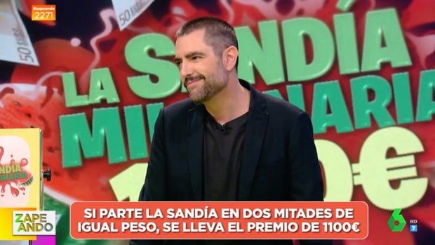 Dani Mateo vive su momento más embarazoso en  la tele: «Va a ser la primera persona que nos cuelgue»