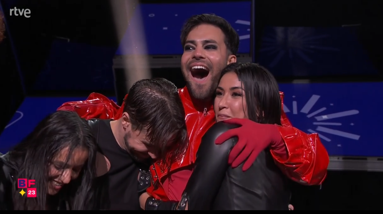 Agoney arrasa y se corona como el gran favorito de la primera semifinal del Benidorm Fest