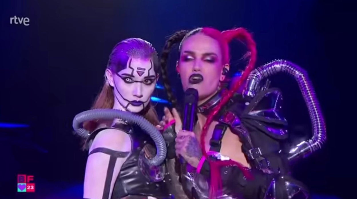 Kenz, cantante de Megara en el Benidorm Fest.