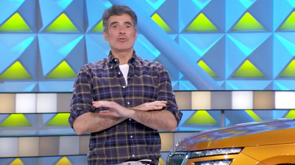 Jorge Fernández, presentador de 'La ruleta de la suerte', se queja de una de sus concursantes.