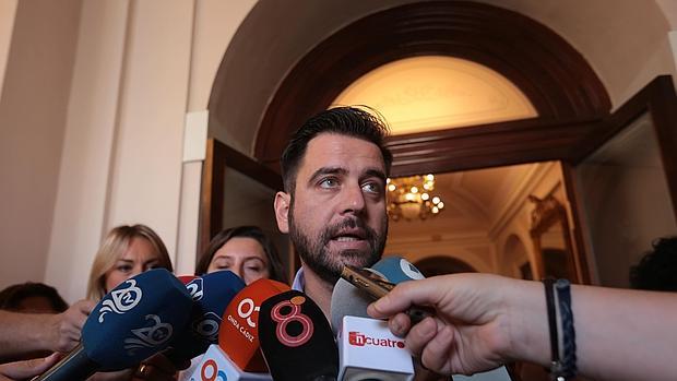 «El alcalde se inventa polémicas para tapar su falta de trabajo»