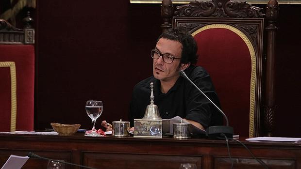 Kichi asegura que el PP se ha sumado «a la apuesta por la defensa de la dación en pago»