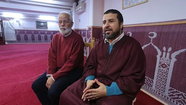 Ibrahim Elilo, el imán de Jerez, junto a Isselmou Tales Ely, presidente de la comunidad islámica en la provincia